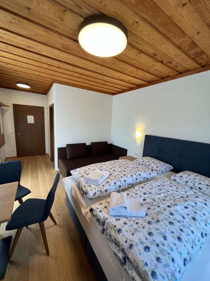 Pension Sommerauer Hallein Exterior foto