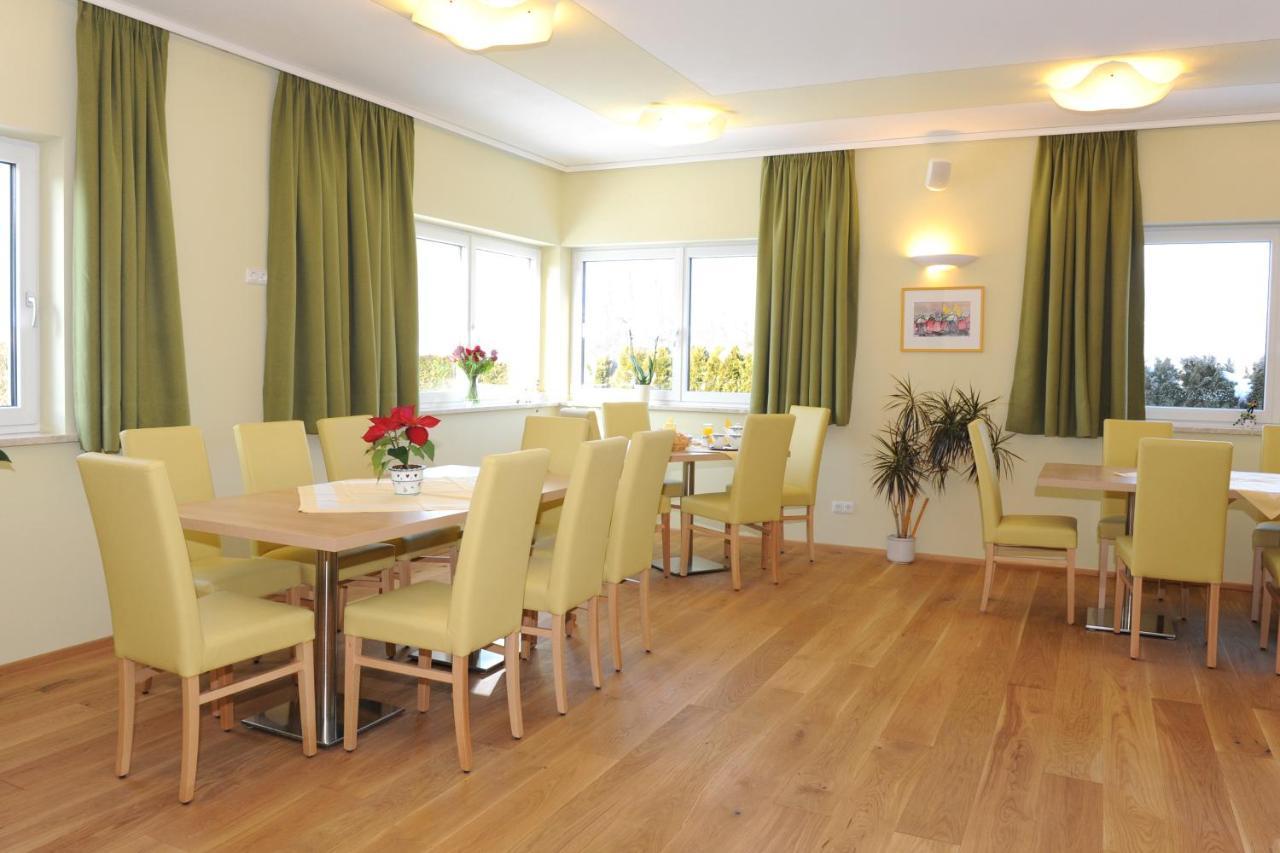 Pension Sommerauer Hallein Exterior foto
