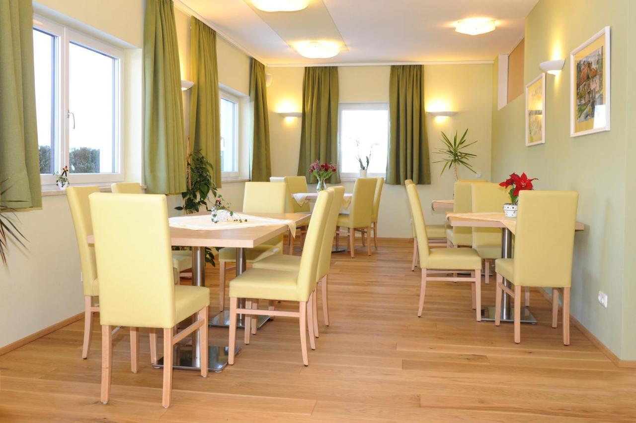 Pension Sommerauer Hallein Exterior foto